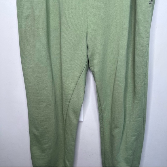 We Wore What Green Joggers Size XL - Picture 5 of 11